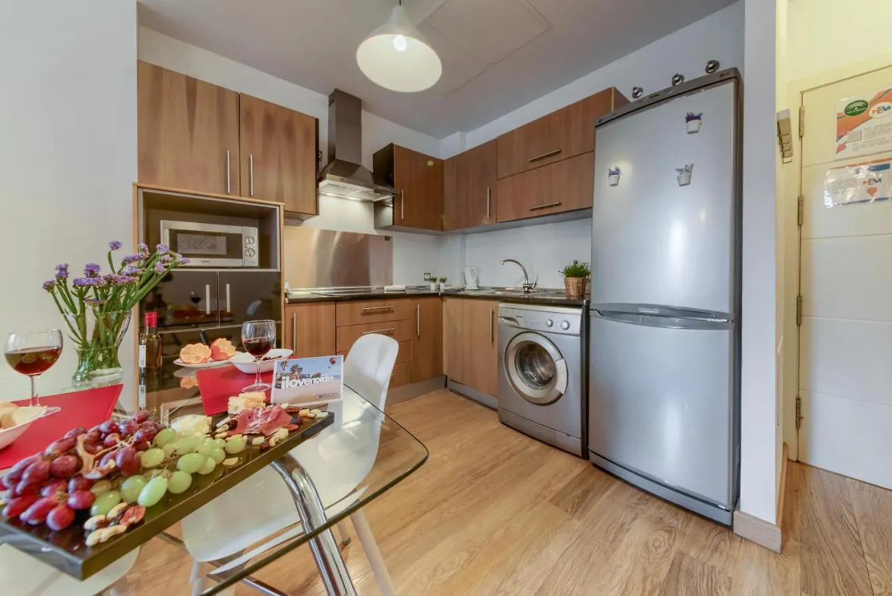 Lyrioshomes Apartamento Estudio La Biznaga Màlaga 0*,  Španělsko